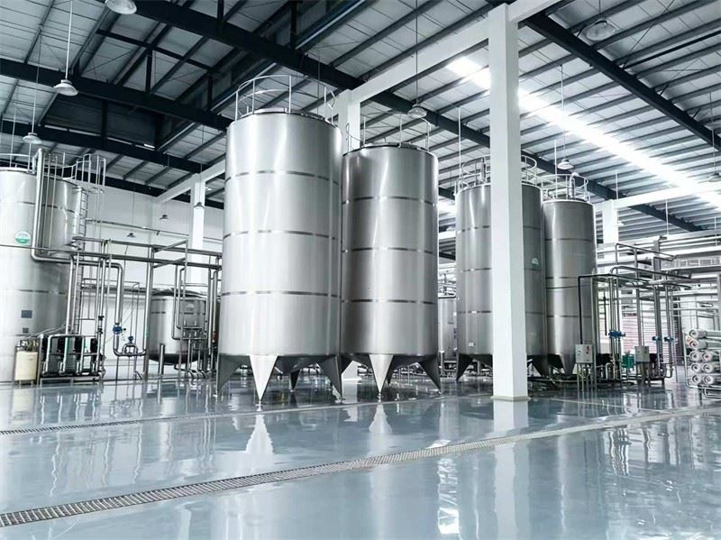 milk storage tank