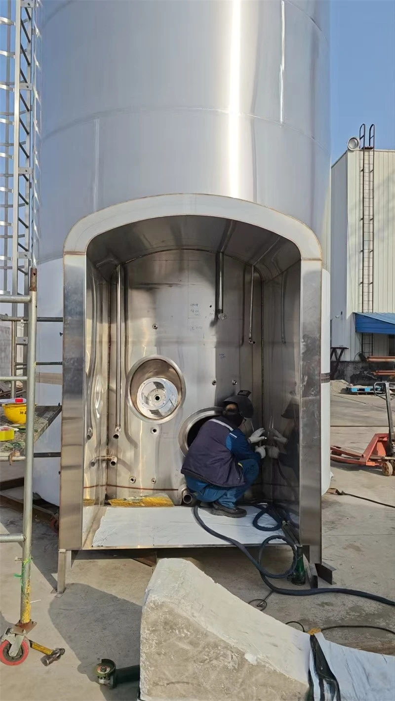 milk silo tank with alcove