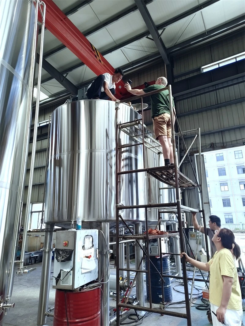 customer inspect the yogurt fermentation tank customer inspect the yogurt fermentation tank