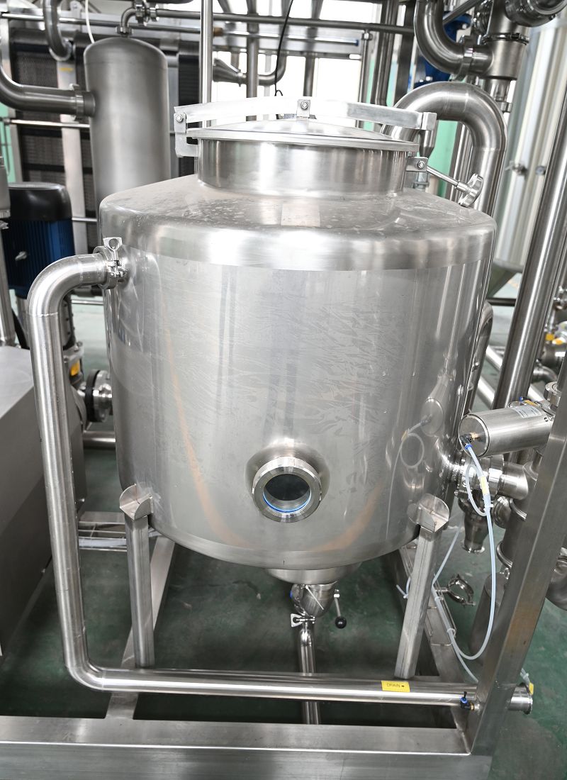 milk balance tank002 milk balance tank002